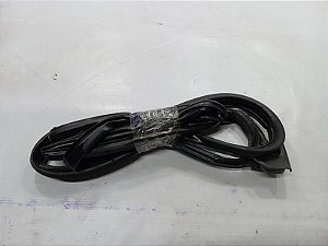 BORRACHA CONTORNO PORTA TRASEIRA ESQUERDA NISSAN VERSA 2018
