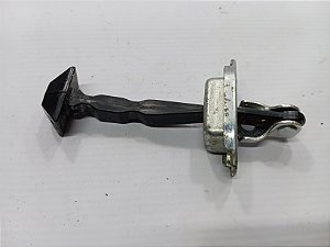 LIMITADOR PORTA TRASEIRA DIRETA NISSAN VERSA 2018