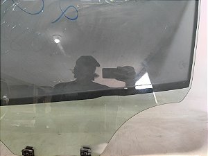 VIDRO PORTA TRASEIRA ESQUERDA PEUGEOT 208 1.6 16V AT6 19/20