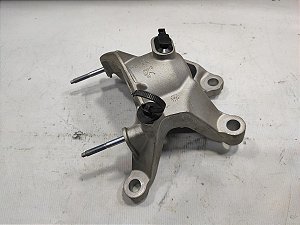 Suporte Bomba Vacuo Buhler Peugeot 208 22/23  1.6