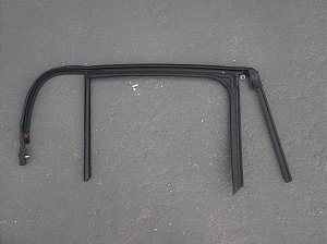 Borracha Contorno Vidro Tras. Esq. Peugeot 208 2021 2022
