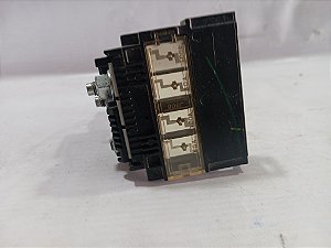 BORN COM FUSIVEIS POSITIVOS DA BATERIA NISSAN VERSA 18/19