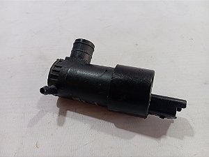 MOTOR ESGUICHO AGUA PARABRISA NISSAN VERSA 18/19