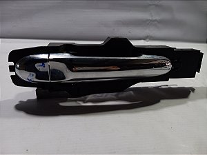 MAÇANETA EXTERNA PORTA TRASEIRA ESQUERDA NISSAN VERSA 18/19