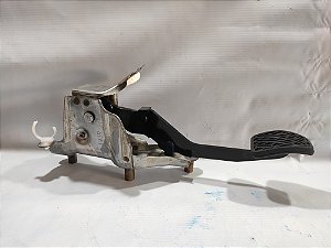 PEDAL DA EMBREAGEM NISSAN MARCH 1.6 2019