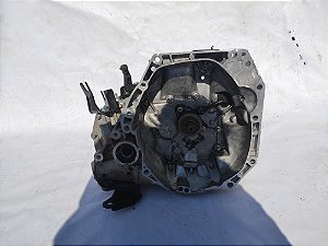 CAIXA CAMBIO MANUAL NISSAN MARCH VERSA 1.6 320103705R JH3