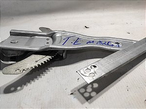 MAQUINA VIDRO ELETRICO TRASEIRA ESQUERDA NISSAN MARCH 2019