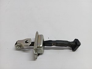LIMITADOR PORTA TRASEIRA ESQUERDA NISSAN KICKS 21/22