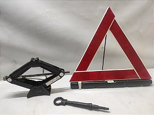 MACACO COM TRIANGULO PINO ENGATE PEUGEOT 2008 15 A 19
