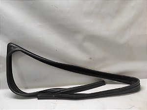 BORRACHA CONTORNO VIDRO DIANTEIRO DIR. PEUGEOT 2008 15 A 19