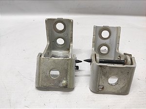 PAR DOBRADIÇA PORTA  DIANTEIRA DIREITA PEUGEOT 2008 15 A 19