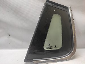 VIDRO VIGIA TRASEIRO ESQUERDO PEUGEOT 2008 15 A 19