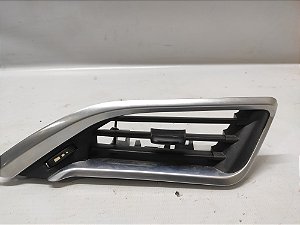 DIFUSOR DE AR DIANTEIRO DIREITO PEUGEOT 2008 15 A 19
