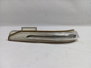 LUZ PISCA SETA RETROVISOR LADO ESQUERDO HYUNDAI CRETA 2023