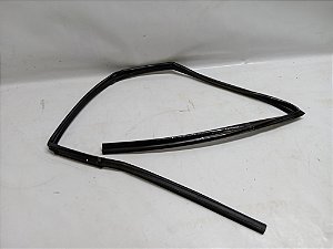 BORRACHA CONTORNO VIDRO DIANTEIRO ESQUERD HYUNDAI CRETA 2023