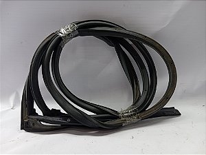 BORRACHA CONTORNO PORTA TRASEIRA ESQUERD HYUNDAI CRETA 19A22