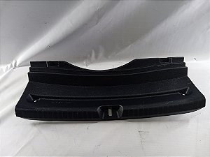 ACABAMENTO INTERNO TAMPA TRASEIRA TRINCO YARIS SEDAN 2023