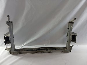PAINEL FRONTAL SUPORTE RADIADOR DIANTEIRO LATARIA YARIS 2023