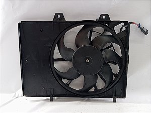 DEFLETOR COM VENTOINHA HELICE MOTOR PEUGEOT 208 1.6 AUT 2022