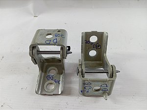 DOBRADIÇA PORTA DIANTEIRA DIREITA PEUGEOT 208 2022 ORIGINAL