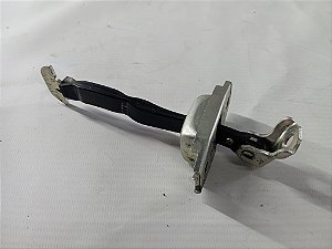 LIMITADOR PORTA TRASEIRA ESQUERDA TOYOTA YARIS HATCH 21/22