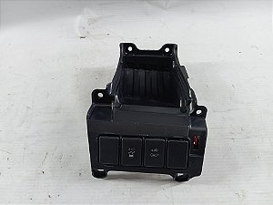 CONSOLE PORTA TRECO BOTOES CONTROLE ESTABILIDADE YARIS 21/22