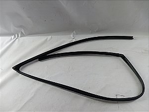 BORRACHA CONTORNO VIDRO DIANTEIRO ESQUERDO TOYOT YARIS 21/22