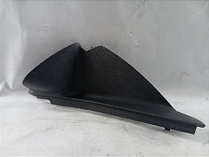 MOLDURA LATERAL PAINEL LADO ESQUERDO PEUGEOT 2008 2019/20