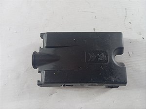 TAMPA CAIXA DE FUSIVEIS BATERIA CAPO PEUGEOT 208 2013 2014