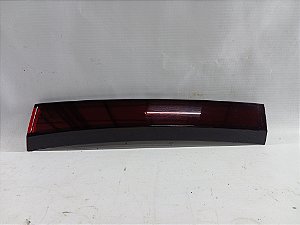 APLIQUE LANTERNA TAMPA TRASEIRA DIREITA NISSAN KICKS 2025