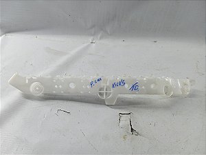 GUIA SUPORTE PARACHOQUE TRASEIRO DIREITO KICKS 1.6 2025