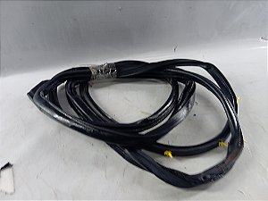 BORRACHA CONTORNO PORTA TRASEIRA ESQUERDA TOYOTA YARIS 2023