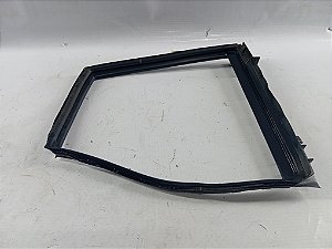 BORRACHA VIDRO VIGIA TRASEIRA ESQUERDA TOYOTA YARIS 2023