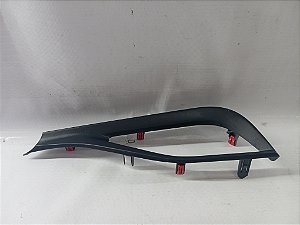 MOLDURA DEFLETOR DE AR LADO ESQUERDO TOYOTA YARIS 2023
