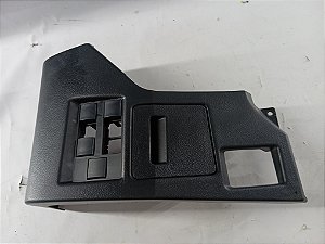 ACABAMENTO PORTA OBJETO LD ESQUERDO PAINEL TOYOTA YARIS 2023