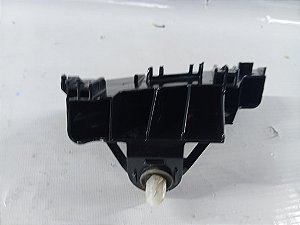 GUIA SUPORTE PARACHOQUE TRASEIRA DIREITA YARIS HATCH 2023