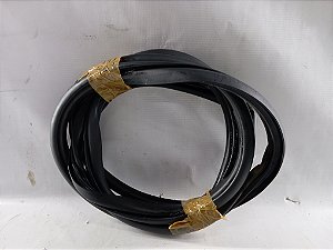 BORRACHA PORTA DIANTEIRA DIREITA TOYOTA YARIS 2023 ORIGINAL