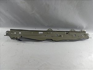 PAINEL  BIGODE FRONTAL SUPERIOR CAPO TOYOTA YARIS 2023