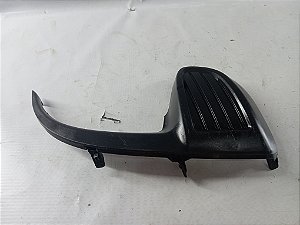 MOLDURA TAMPA FAROL MILHA LADO DIREITO TOYOTA YARIS 2023