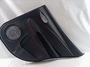 FORRO LATERAL PORTA TRASEIRO DIREITO TOYOTA YARIS HATCH 2019