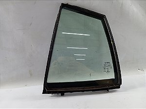 VIDRO VIGIA FIXO PORTA TRASEIRA ESQUERDA YARIS HATCH 2019