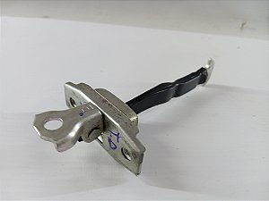 LIMITADOR PORTA TRASEIRA DIREITA TOYOTA YARIS 2019 ORIGINAL