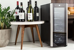 Adega de Vinho Climatizada Electrolux 12 garrafas Uma Porta Acabamento em Alumínio - Bivolt