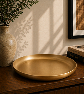 Centro de Mesa em Metal Dourado – Elegância e Sofisticação para sua Decoração | Casa de Lila