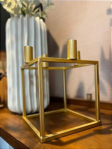 Castiçal Porta Velas de microtextura Dourado em Metal Nobre