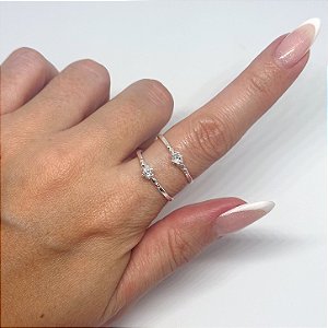 Anel Solitário de Prata Minimalista Cristal