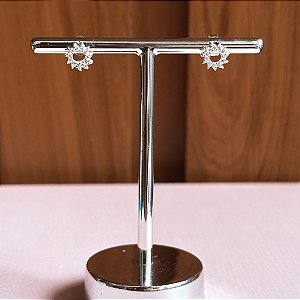 Brinco de Prata Círculo Flor Cravejado 8 mm