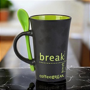 Caneca Preta e Verde Com Colher 400ml