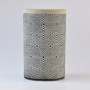 Vaso Havana com Formas Triangulares em Cerâmica