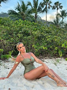 MAIÔ EMILLY VERDE MILITAR